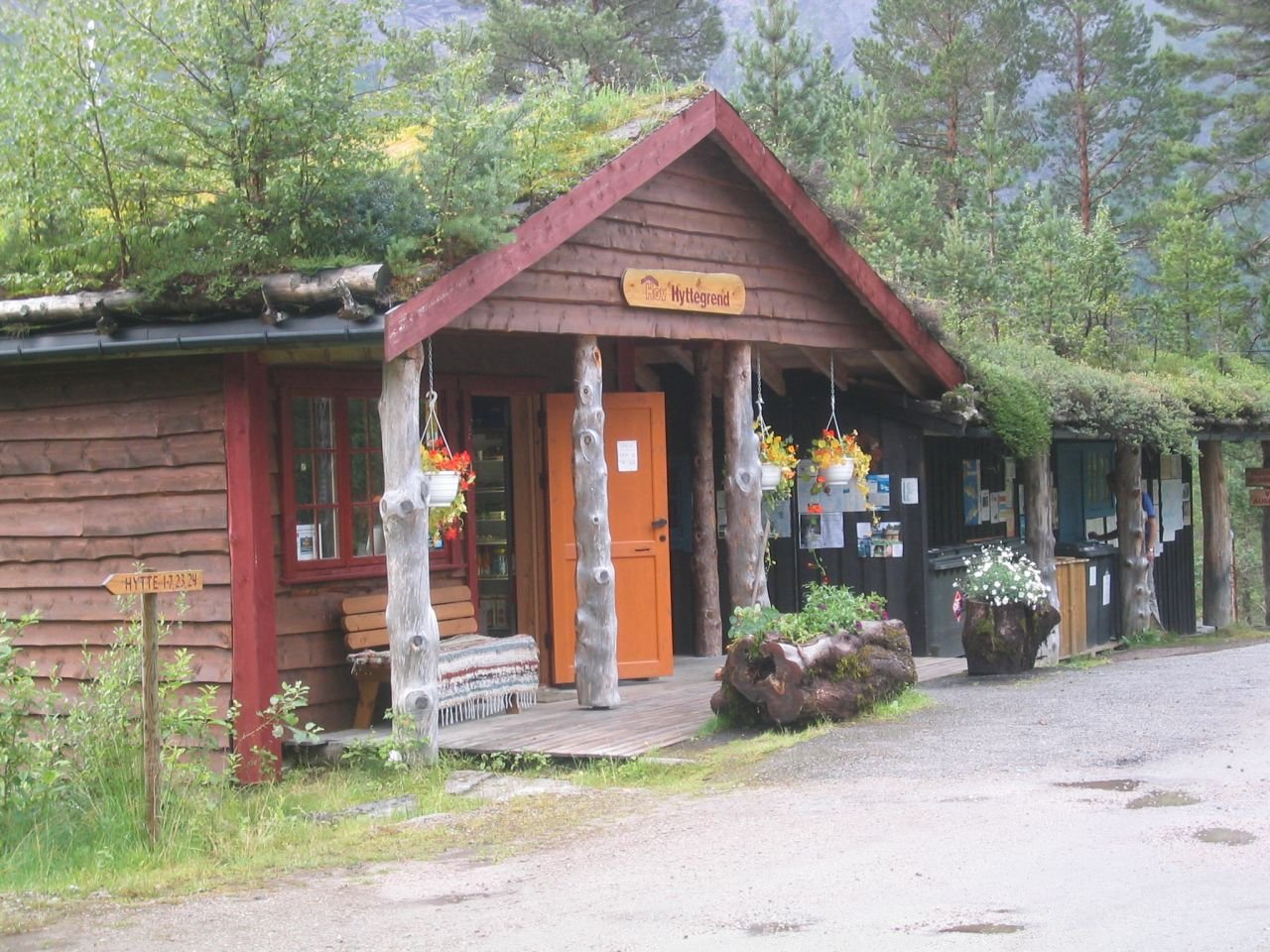 Hov Hyttegrend (NO)